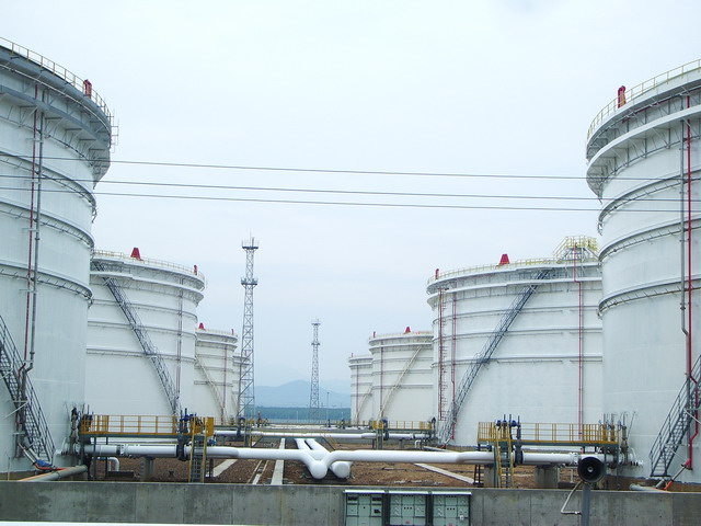 原油儲備基地 原油儲備基地